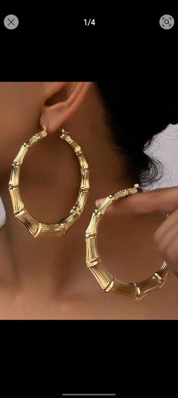 Fashionable Knuckle hoop earrings