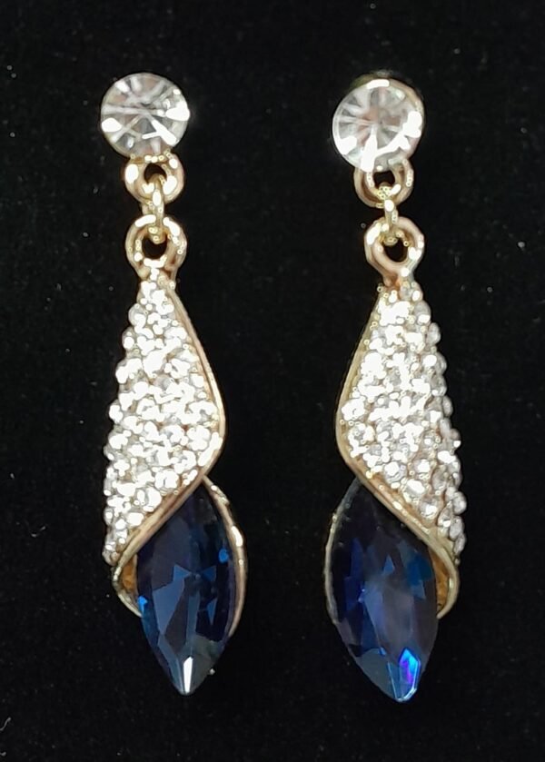 Women's Modern Stylish Diamante Earring