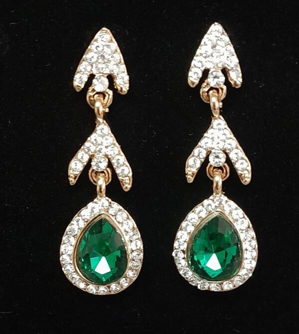 Mini Teardrop Arrowhead Emerald Earring