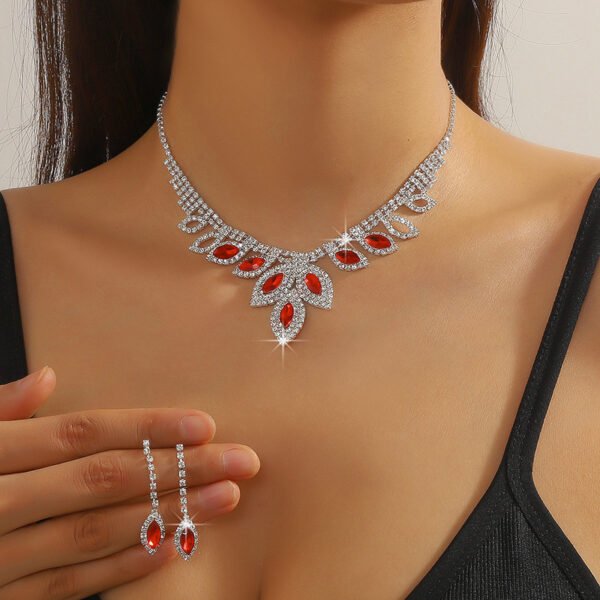 Red color crystal necklace & earrings set