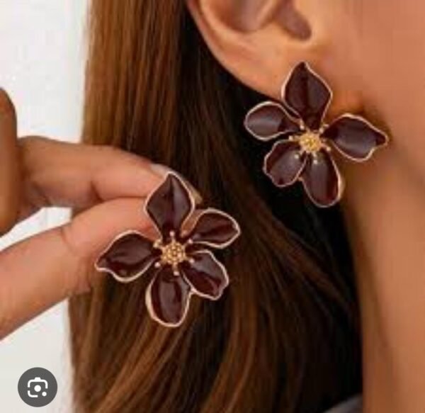 Fashionable Alloy flower stud Earring